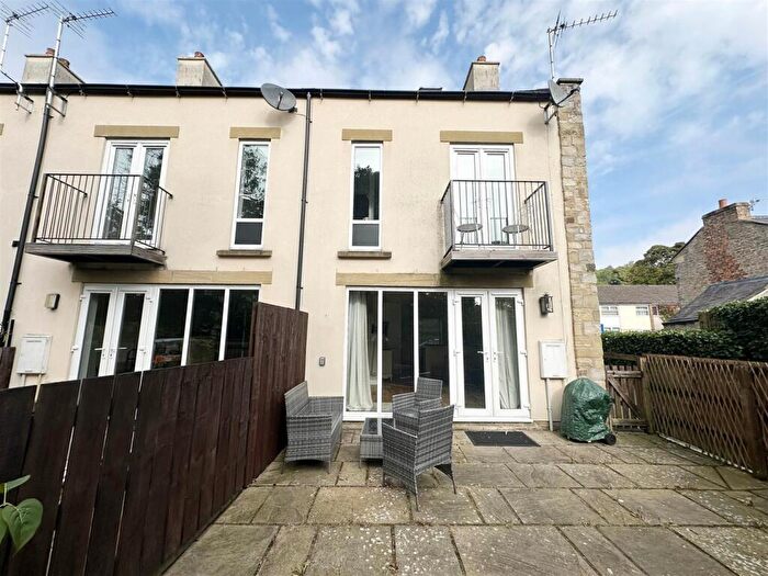 3 Bedroom End Of Terrace House For Sale In Milltop, Richmond, DL10