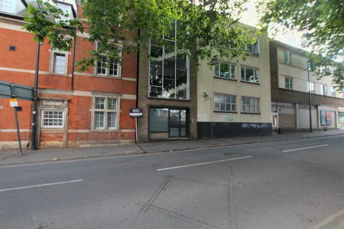 1 Bedroom Flat To Rent In Clarence Street, Swindon, SN1