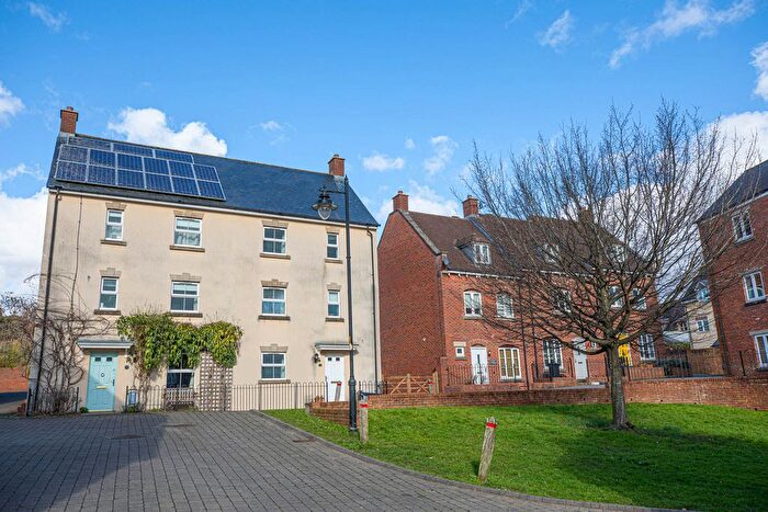 5 Bedroom Town House For Sale In Home Orchard, Stroud, GL5