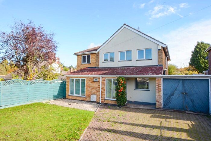 4 Bedroom Detached House For Sale In Wakerley Road, Evington, Leicester, LE5