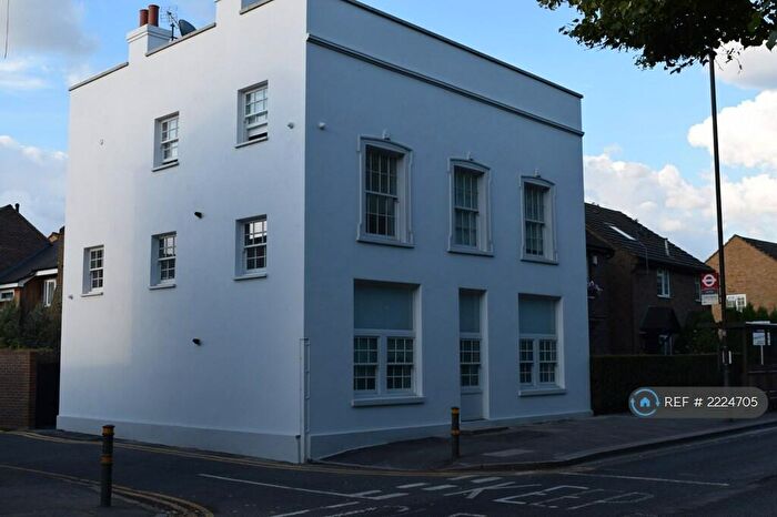 2 Bedroom Flat To Rent In Church Road, Mitcham, CR4