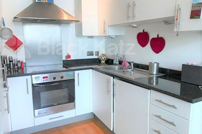 1 Bedroom Flat To Rent In Hamond Square, Hoxton, N1