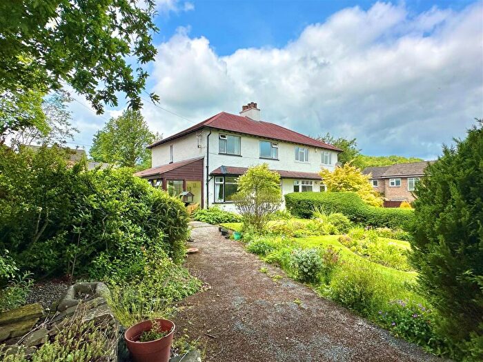 3 Bedroom Semi-Detached House For Sale In Reddish Avenue, Whaley Bridge, High Peak, SK23