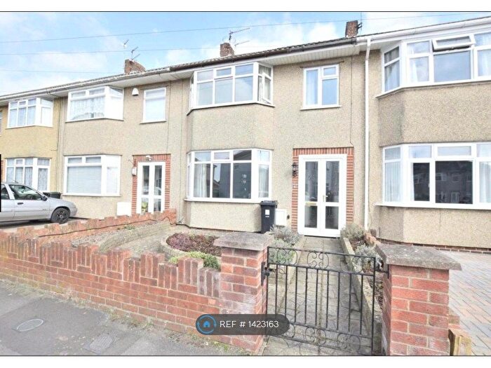 3 Bedroom Terraced House To Rent In Hunters Road, Bristol, BS15