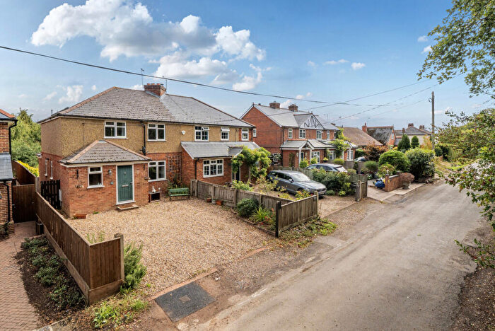 4 Bedroom Semi-Detached House For Sale In Hazelmoor Lane, Gallowstree Common, Reading, Oxfordshire, RG4