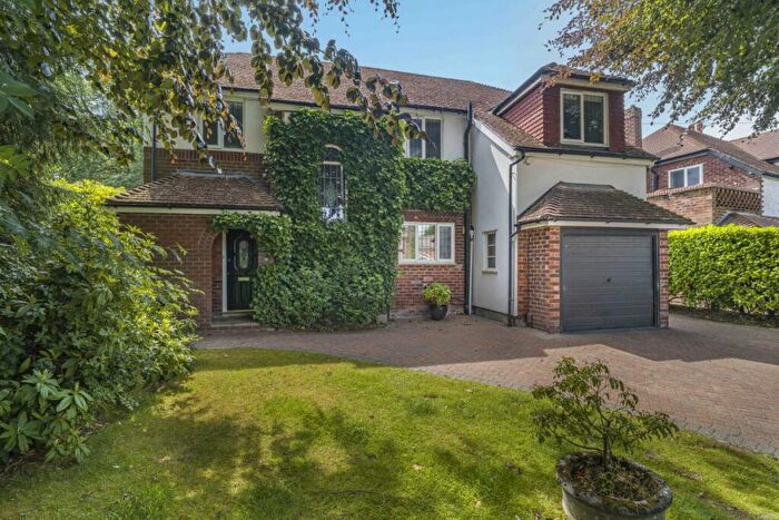 4 Bedroom Detached House For Sale In Woodlands Road, Wilmslow, SK9