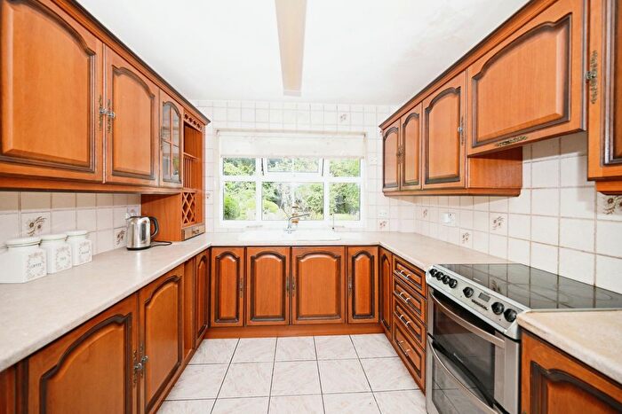 5 Bedroom Detached House For Sale In Bawnmore Road, Bilton, Rugby, CV22