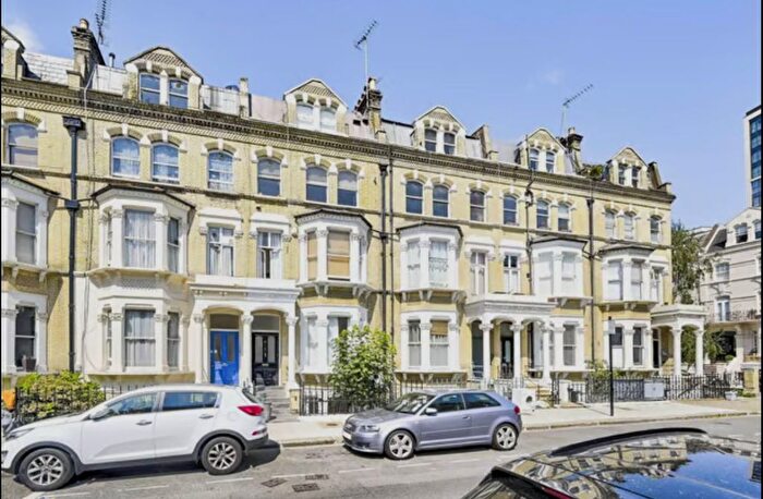 2 Bedroom Flat To Rent In Matheson Road, London, W14