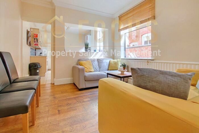 5 Bedroom Terraced House To Rent In Lorne Road, Leicester, LE2