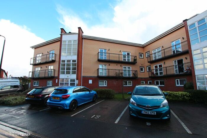 1 Bedroom Apartment To Rent In Central, Wharf Road, Sale, M33