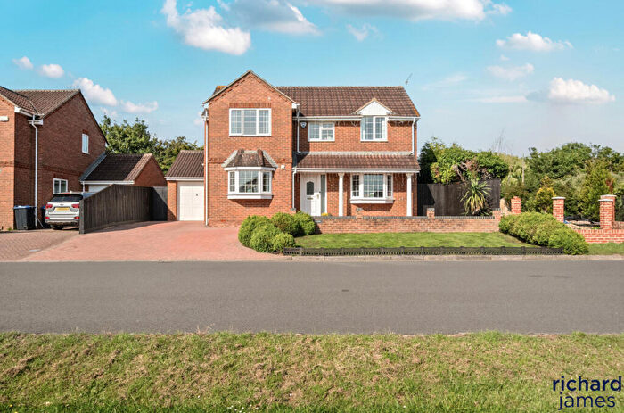 4 Bedroom Detached House For Sale In Marlowe Way, Royal Wootton Bassett, Swindon, SN4