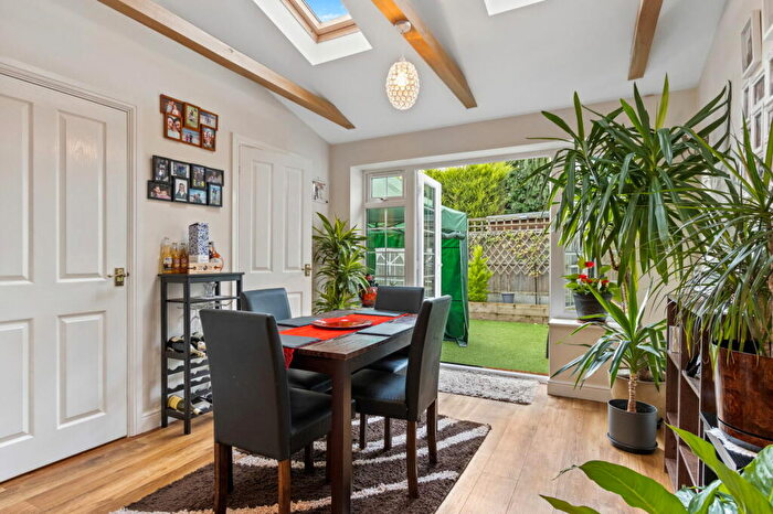 3 Bedroom Terraced House For Sale In Old School Close, Codicote, Hitchin, SG4