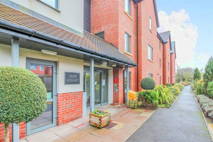 1 Bedroom Flat For Sale In Jebb Court, Dairy Grove, Ellesmere, SY12