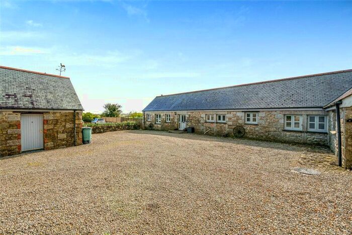 3 Bedroom Barn Conversion For Sale In Rosswithian Barns, Rose Valley, Mabe Burnthouse, Penryn, TR10