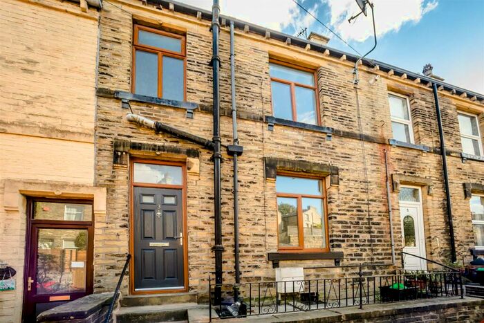 3 Bedroom Terraced House To Rent In Well Close Street, Brighouse, HD6