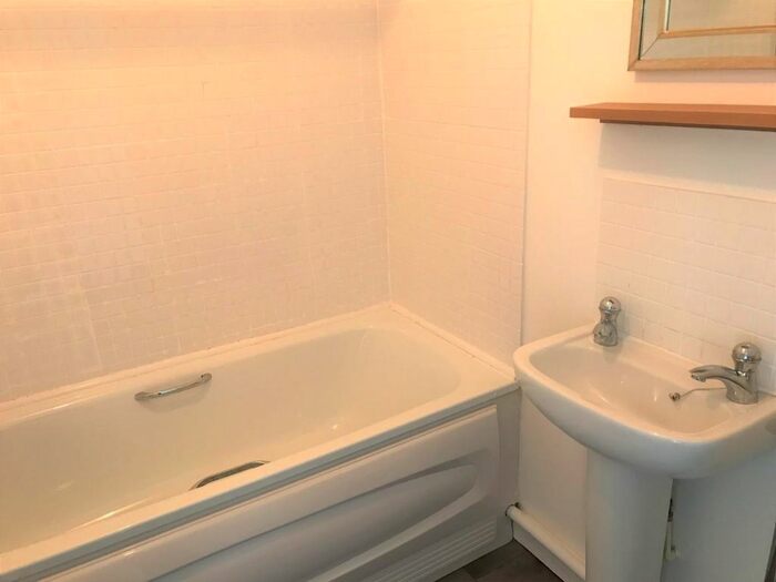 2 Bedroom Flat For Sale In Quarry House, Quarry Street, Torpoint, PL11