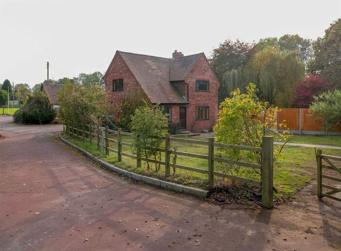 3 Bedroom Detached House To Rent In London Road, Canwell, Sutton Coldfield, B75