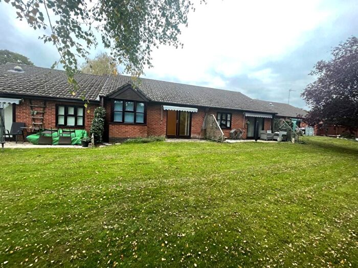 2 Bedroom Bungalow For Sale In Windleden Road, Loughborough, Leicestershire, LE11