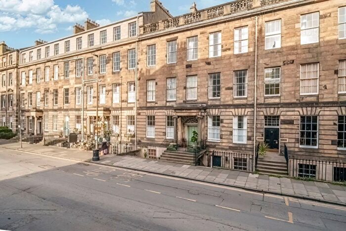 1 Bedroom Flat For Sale In Henderson Row, New Town, Edinburgh, EH3