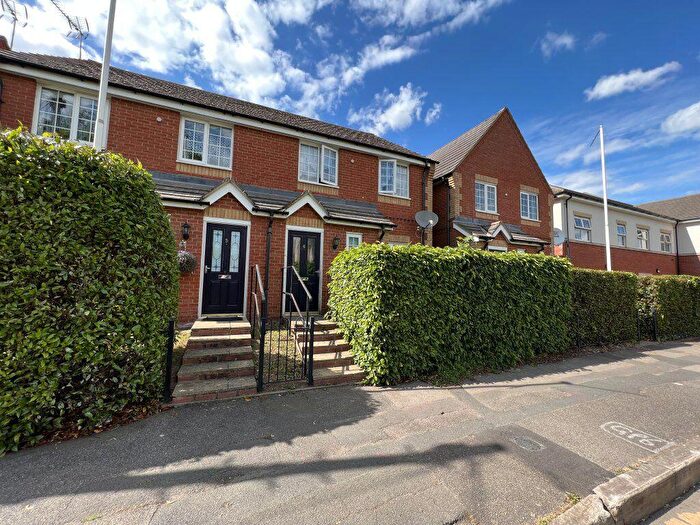 3 Bedroom Semi Detached House To Rent In Cannock Mews, NN17