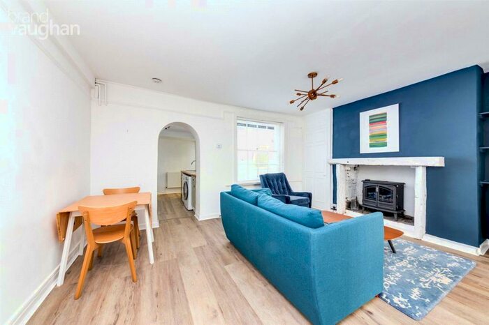 1 Bedroom Flat To Rent In Bloomsbury Place, Brighton, East Sussex, BN2