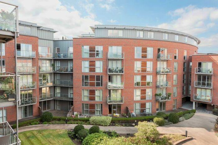 2 Bedroom Apartment To Rent In The Heart, Walton-on-Thames, KT12