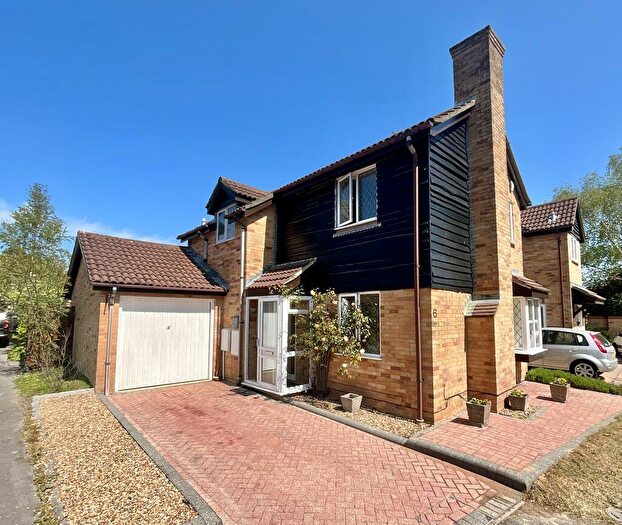 3 Bedroom Detached House For Sale In Sparkford Close, Littledown, BH7