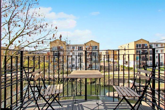 2 Bedroom Apartment To Rent In Copperfield Road, London, E3