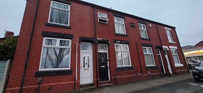 2 Bedroom End Terrace House To Rent In Chapel Street, Dukinfield, SK16