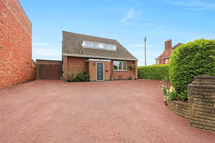 4 Bedroom Detached House For Sale In , Wellingborough Road, Rushden, NN10
