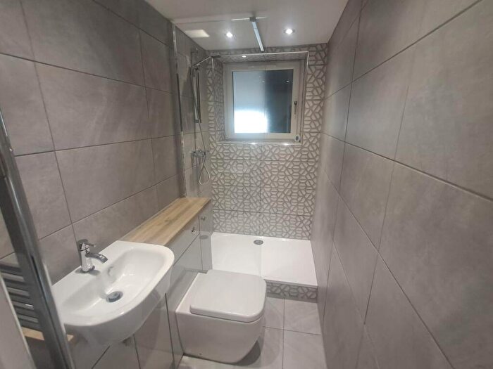 1 Bedroom Flat To Rent In Victoria Street, Larkhall, South Lanarkshire, ML9