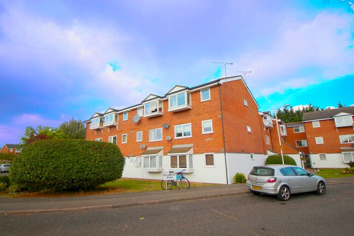 1 Bedroom Flat To Rent In Vignoles Road, Romford RM7
