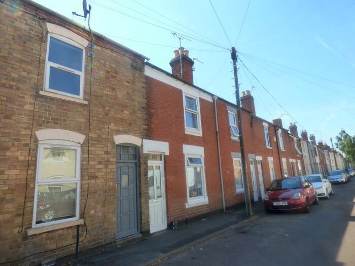 3 Bedroom Terraced House To Rent In Alma Place, Linden, GL1