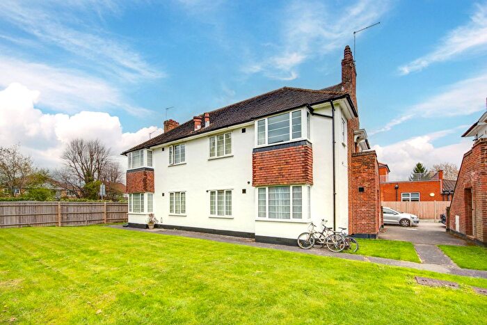 2 Bedroom Flat To Rent In The Orchard, London, N14