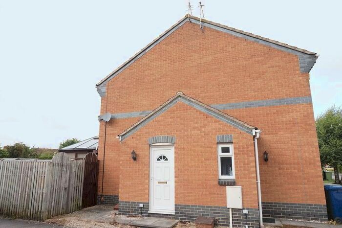 1 Bedroom Semi-Detached House To Rent In Raleigh Close, Churchdown, Gloucester, GL3