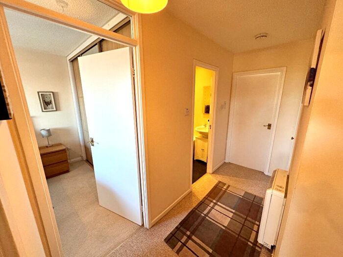 1 Bedroom Flat For Sale In Lugar Street, Coatbridge, Lanarkshire, ML5