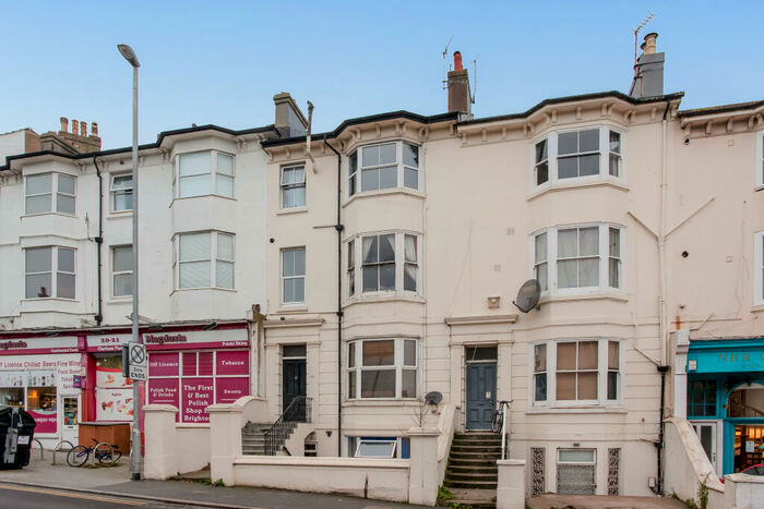 1 Bedroom Flat To Rent In Chatham Place, BN1