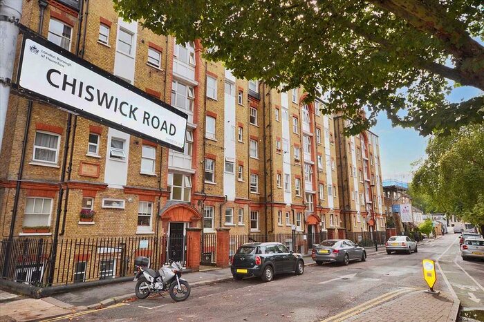 1 Bedroom Flat To Rent In Dewsbury Court, Chiswick, Chiswick, W4