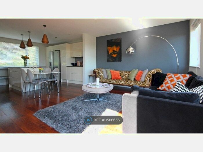 3 Bedroom End Of Terrace House To Rent In Kathdene Gardens, Bristol, BS7