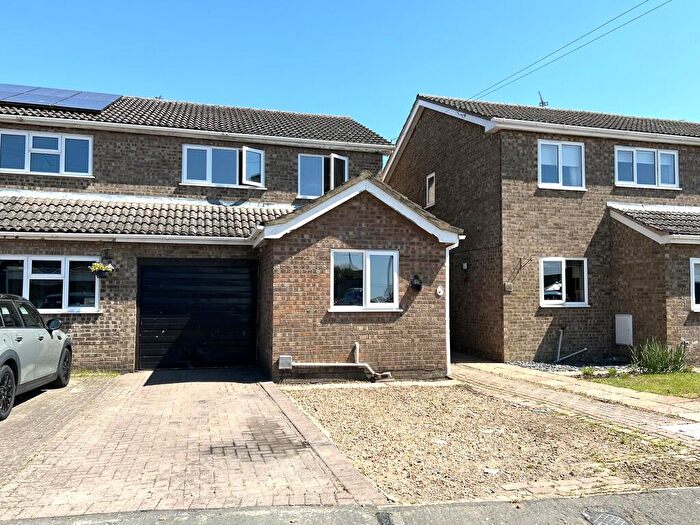 3 Bedroom Semi Detached House To Rent In Ash Tree Close, Wimblington, March, PE15