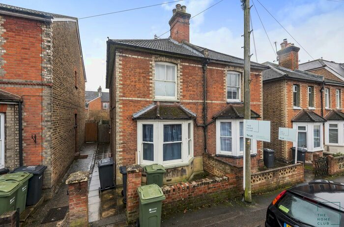 4 Bedroom Semi-Detached House To Rent In Artillery Road, Guildford, GU1
