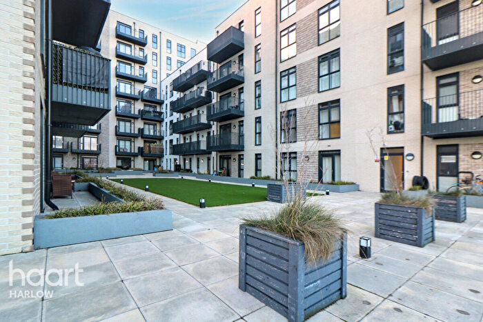 2 Bedroom Flat To Rent In Magnolia House, Harlow, CM20