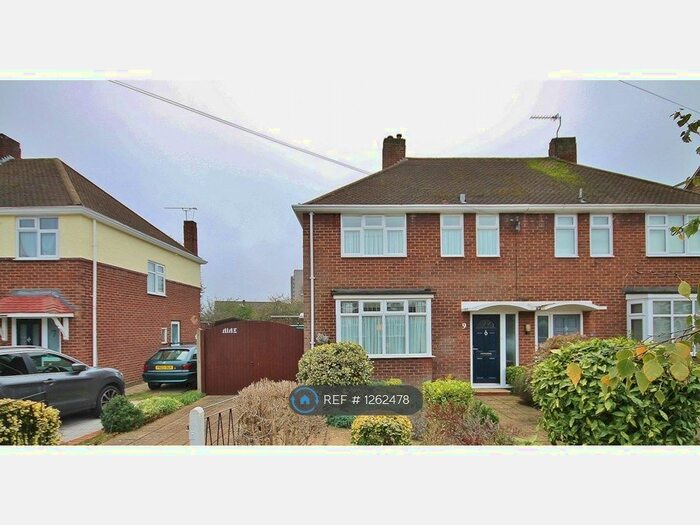 3 Bedroom Semi-Detached House To Rent In Dale Road, Sunbury-On-Thames TW16