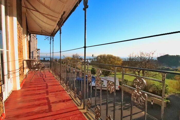 2 Bedroom Flat To Rent In Albion Place, Ramsgate, CT11