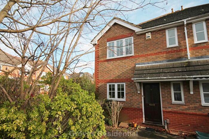 3 Bedroom End Of Terrace House To Rent In Archdale Place, New Malden, KT3