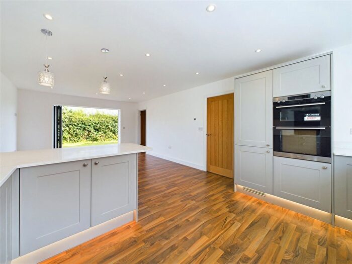 4 Bedroom Detached House For Sale In Shebbear, Beaworthy, EX21