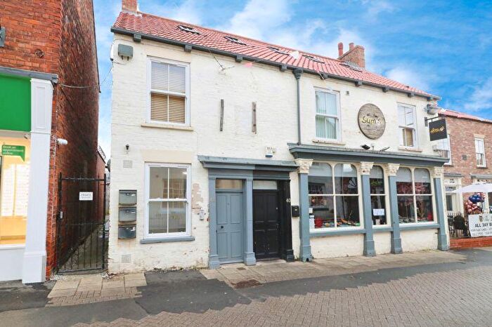 2 Bedroom Flat To Rent In Prestongate, Hessle, HU13