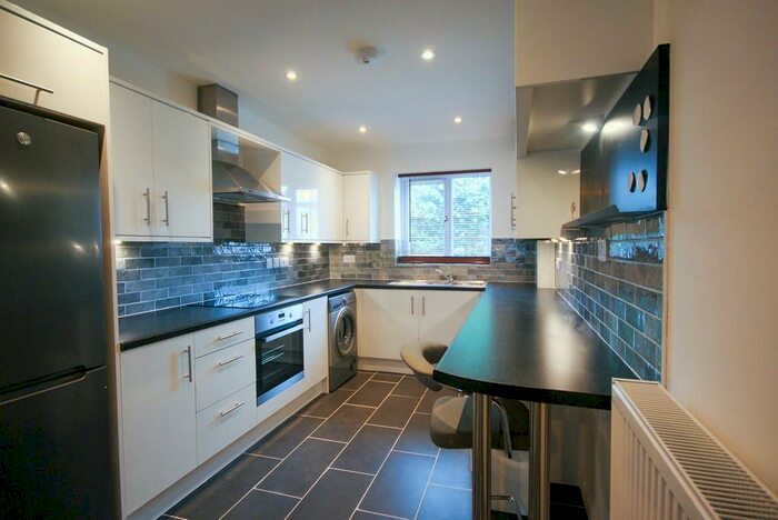 2 Bedroom Apartment To Rent In Hazelwell Street - Ensuite Property, B30