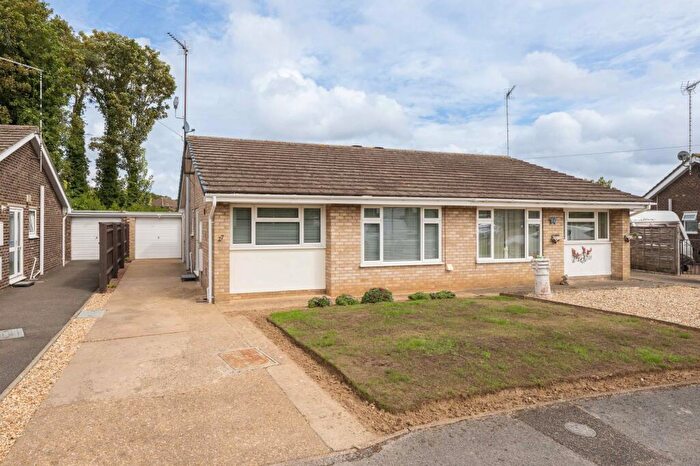 2 Bedroom Bungalow For Sale In Oak Crescent, Boston, PE21