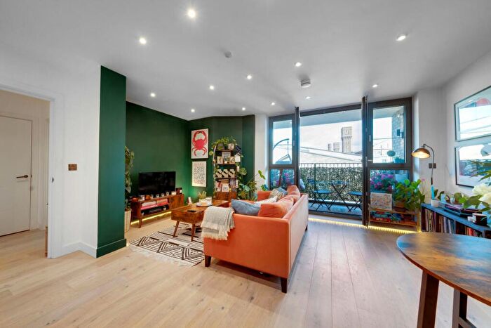 1 Bedroom Flat For Sale In Kettle Yard, Morville Street, London, E3